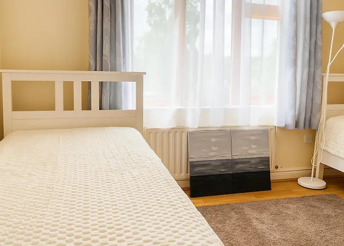 Slavia * Castleknock